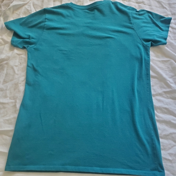 Lot of 2 outdoor tees, 1 Patagonia, 1 Marmot, Size L - Picture 5 of 12